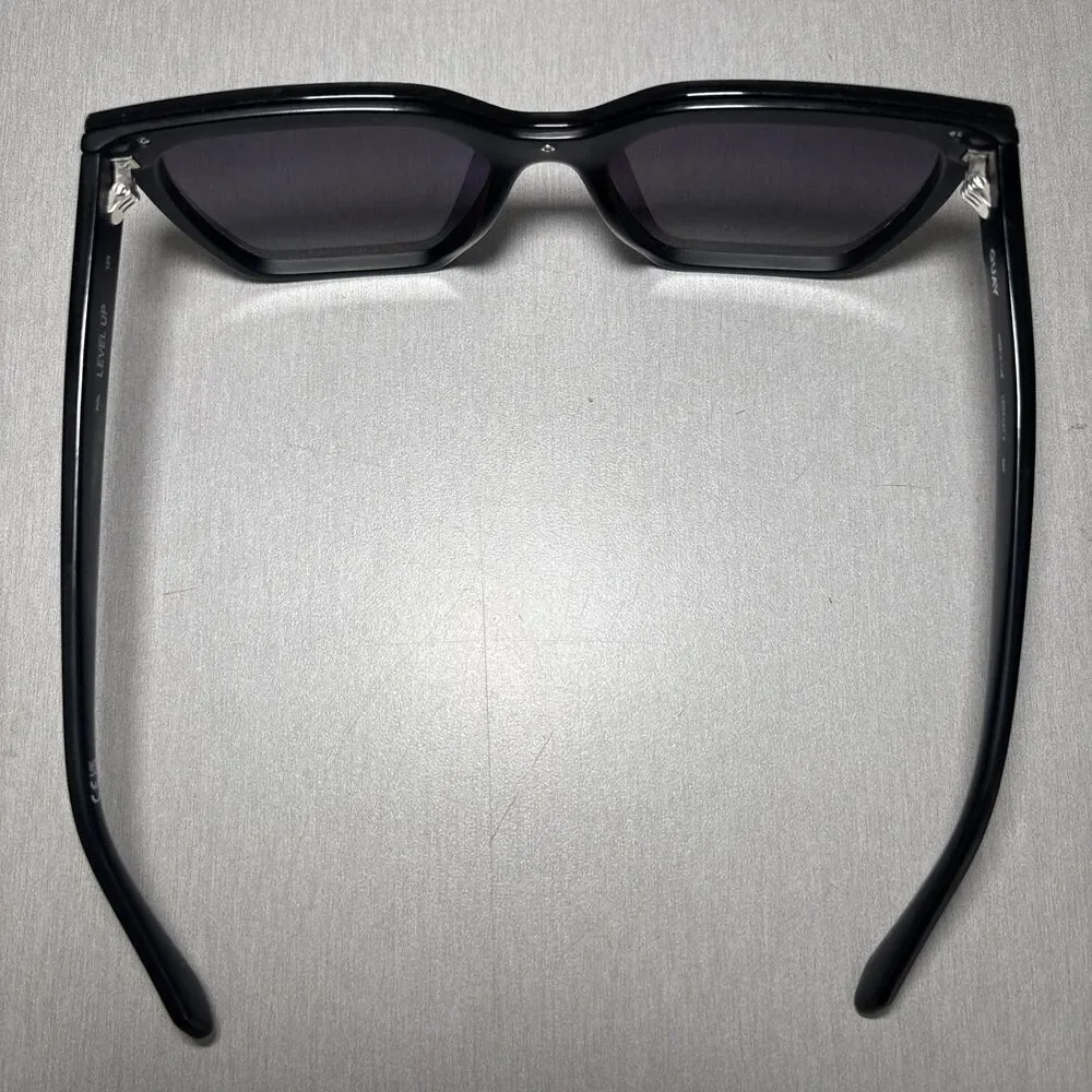 Quay Sunglasses Level Up 60-16-148 Black Frames Blue Beige Fade Lenses